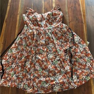 Torrid Retro Chic swing dress Vintage Inspired Floral Pattern size 1 1x